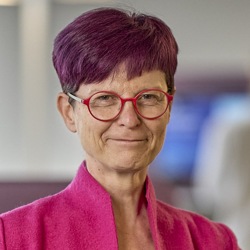 barbara.obermayer_teams.jpg